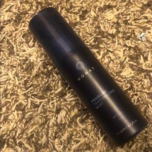 Monat Tousled Texturing Mist
